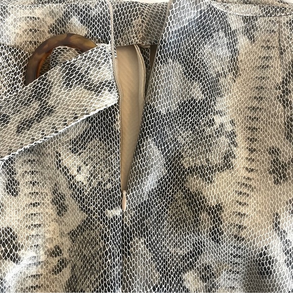 Zara Snakeskin Printed Faux Wrap Skort Size Small - Picture 6 of 10